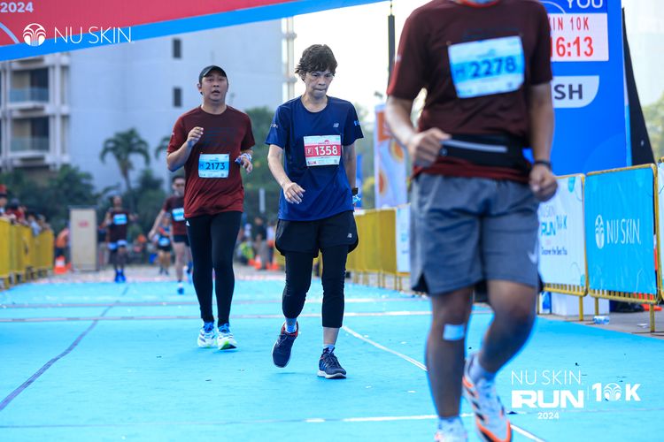 Race photo from Nu Skin Run 10K