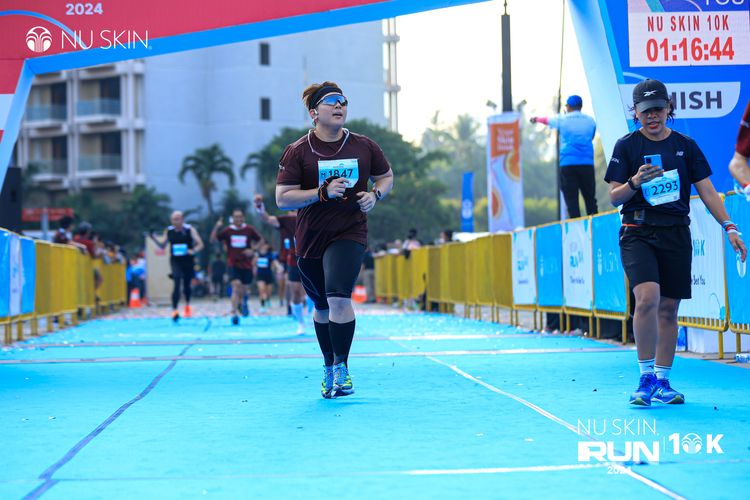 Race photo from Nu Skin Run 10K