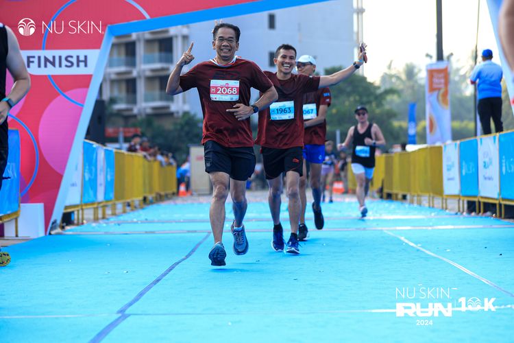 Race photo from Nu Skin Run 10K