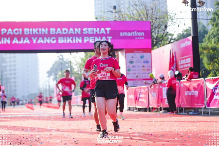 Race photo from Smartfren Run 2025 