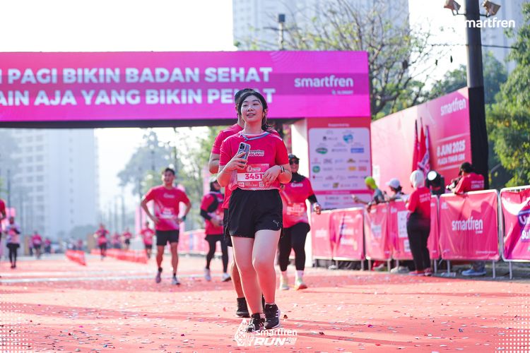Race photo from Smartfren Run 2025 