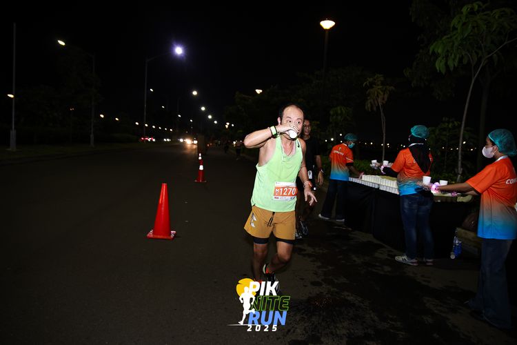 Race photo from PIK NITE RUN 2025