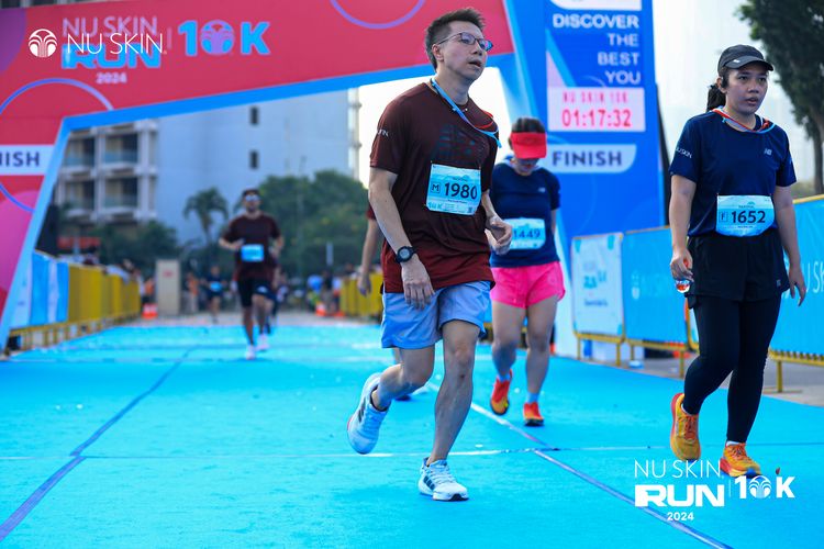 Race photo from Nu Skin Run 10K