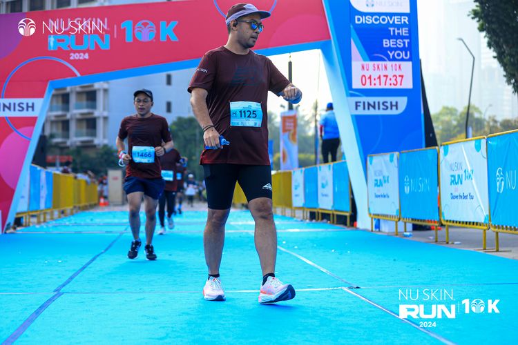 Race photo from Nu Skin Run 10K