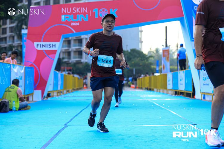 Race photo from Nu Skin Run 10K
