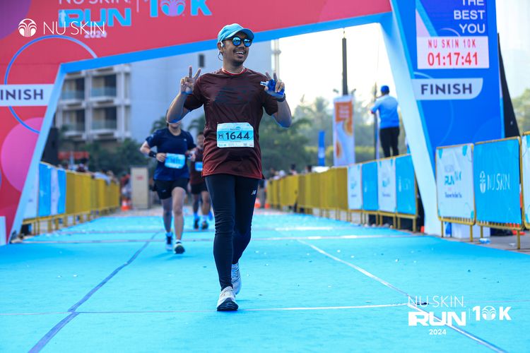 Race photo from Nu Skin Run 10K