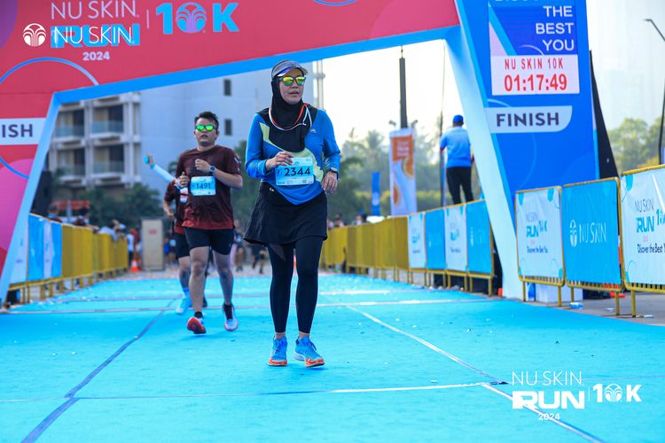 Race photo from Nu Skin Run 10K