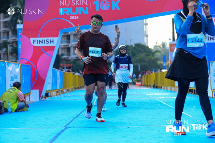 Race photo from Nu Skin Run 10K