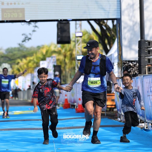 Race photo from BOGORUN 2026
