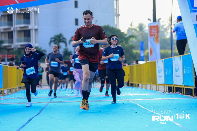 Race photo from Nu Skin Run 10K