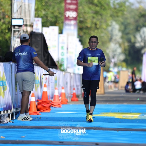 Race photo from BOGORUN 2026