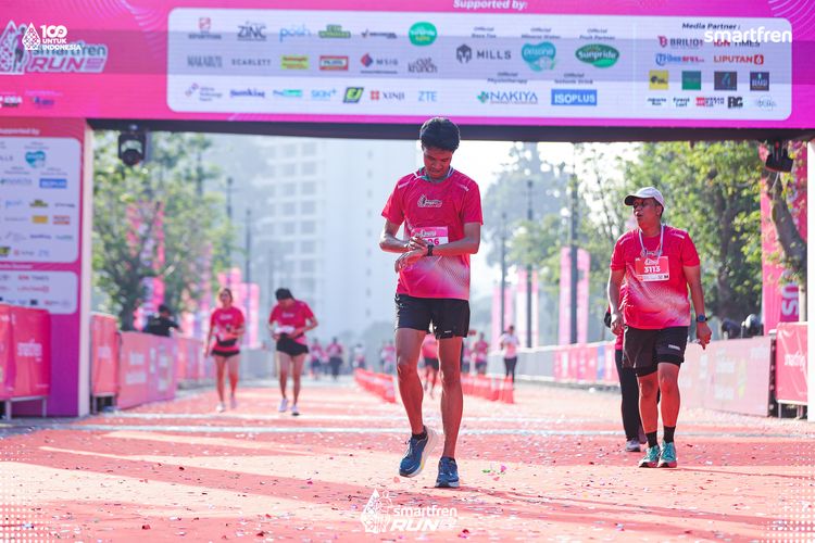 Race photo from Smartfren Run 2025 
