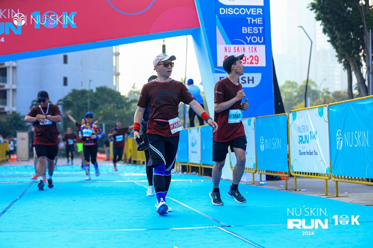 Race photo from Nu Skin Run 10K