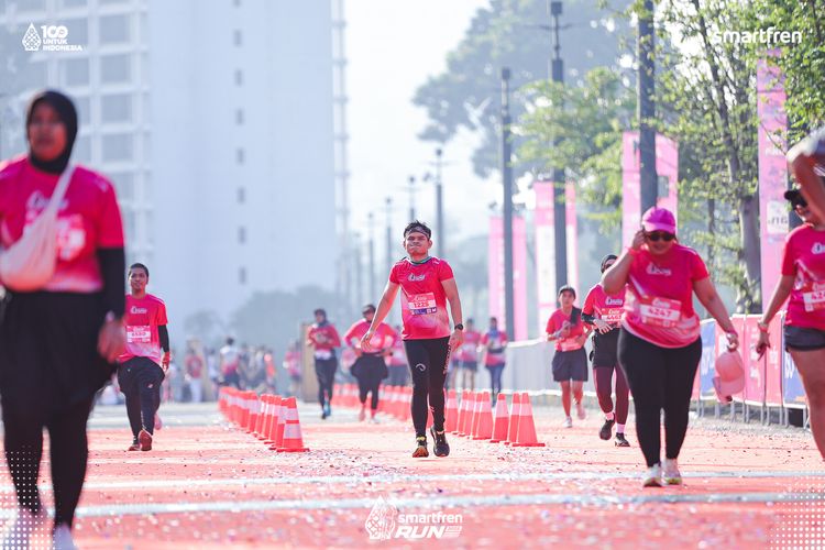 Race photo from Smartfren Run 2025 