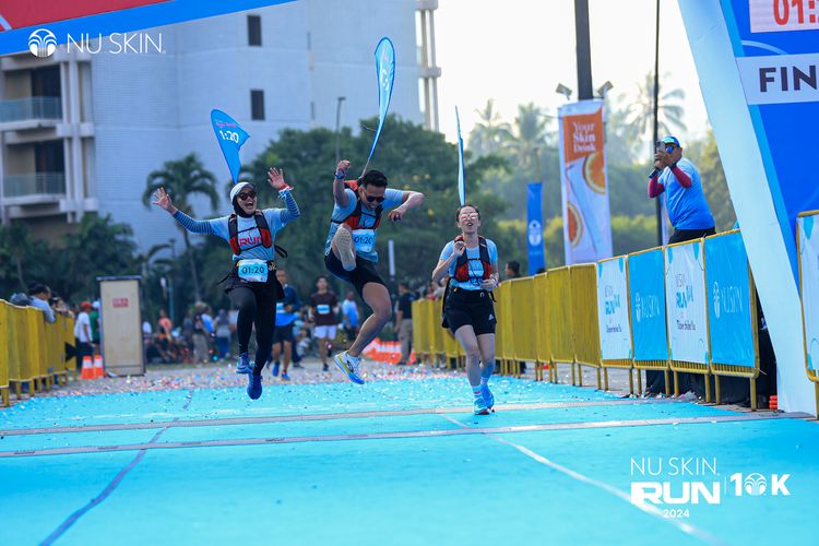 Race photo from Nu Skin Run 10K