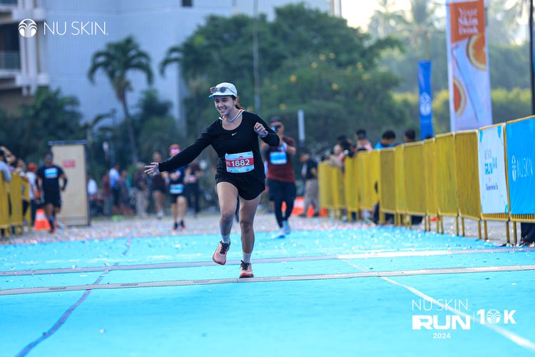 Race photo from Nu Skin Run 10K