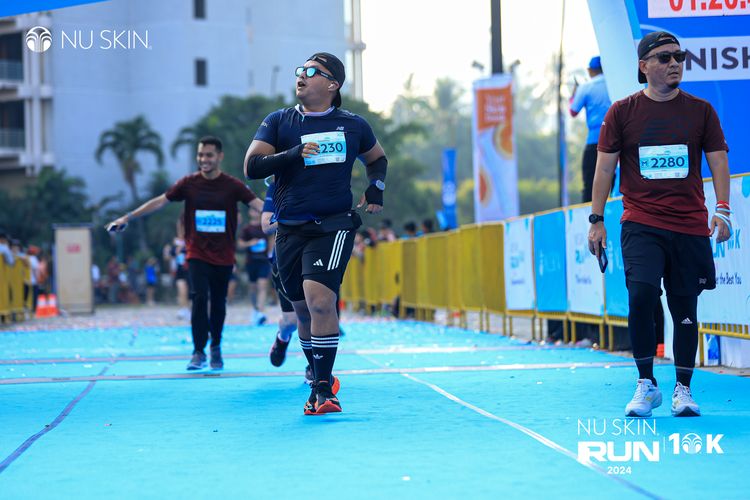 Race photo from Nu Skin Run 10K