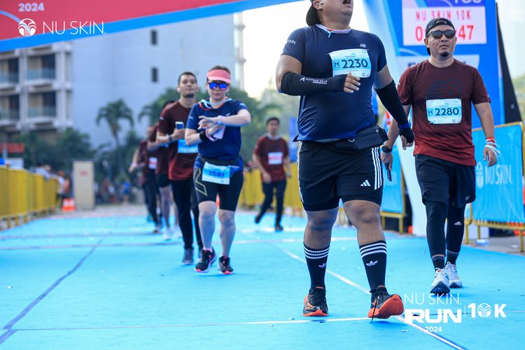 Race photo from Nu Skin Run 10K