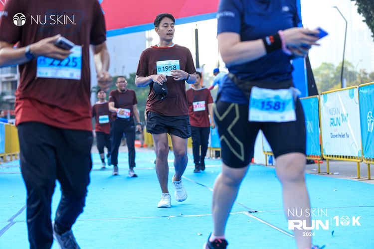Race photo from Nu Skin Run 10K