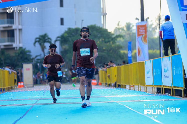 Race photo from Nu Skin Run 10K