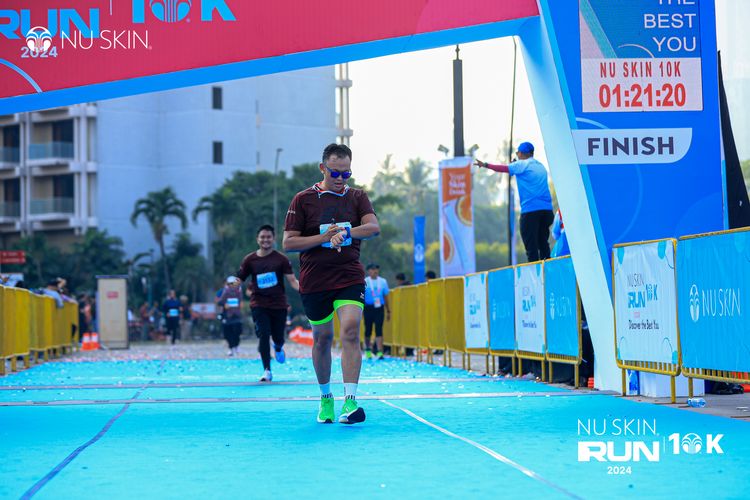 Race photo from Nu Skin Run 10K