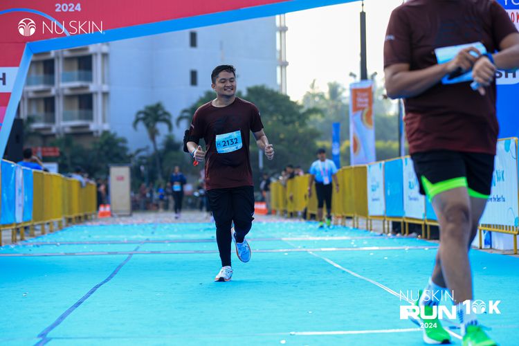 Race photo from Nu Skin Run 10K