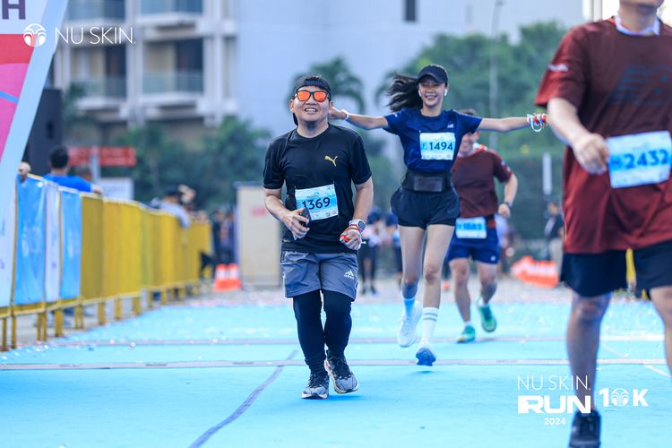 Race photo from Nu Skin Run 10K