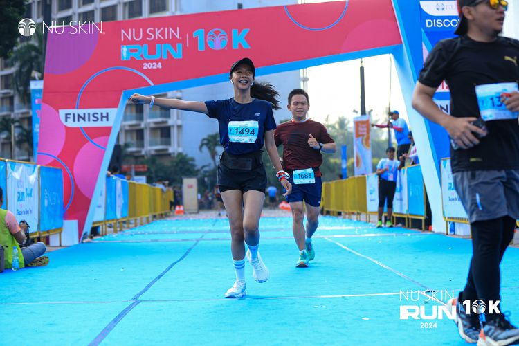 Race photo from Nu Skin Run 10K