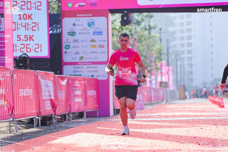 Race photo from Smartfren Run 2025 