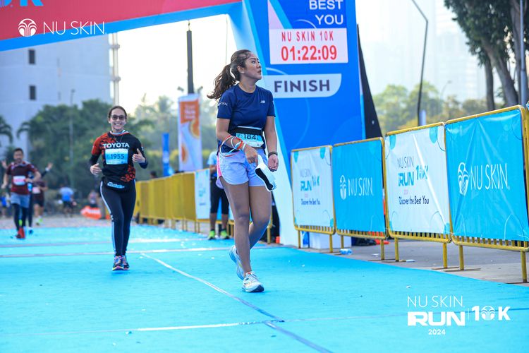 Race photo from Nu Skin Run 10K