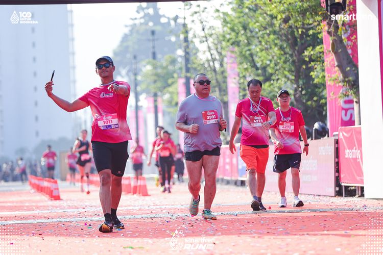Race photo from Smartfren Run 2025 