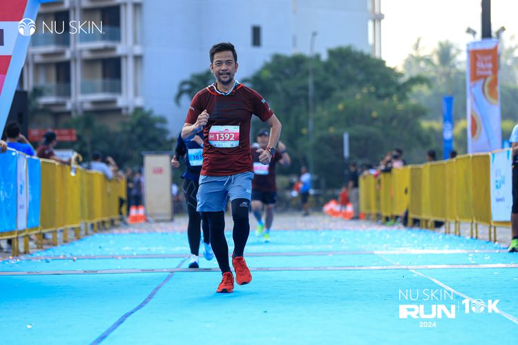 Race photo from Nu Skin Run 10K