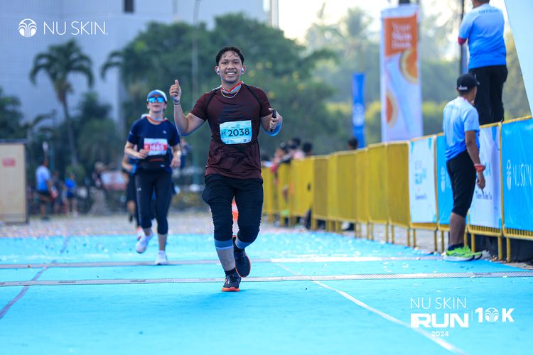 Race photo from Nu Skin Run 10K