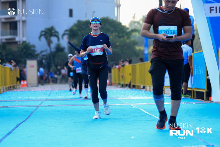 Race photo from Nu Skin Run 10K