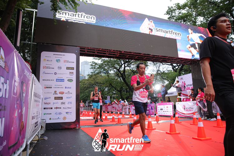 Race photo from Smartfren Run 2024