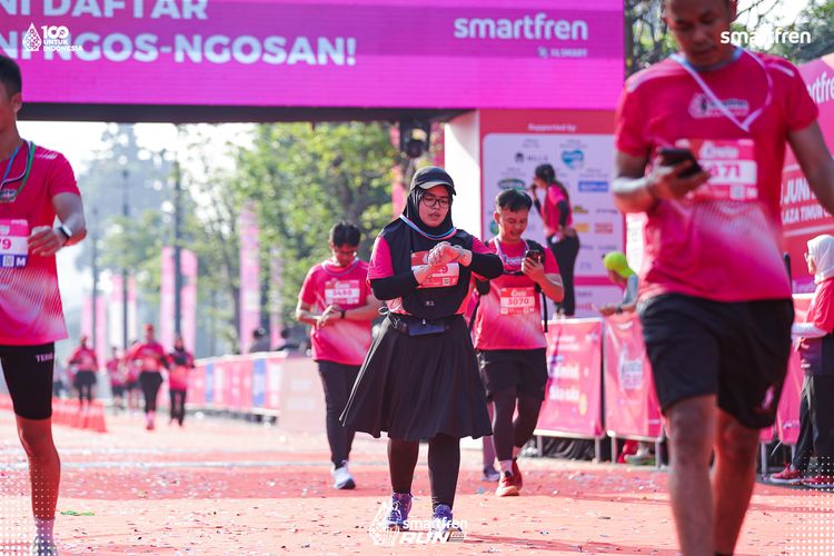 Race photo from Smartfren Run 2025 
