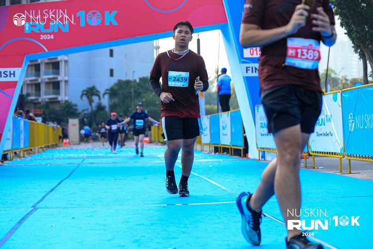 Race photo from Nu Skin Run 10K