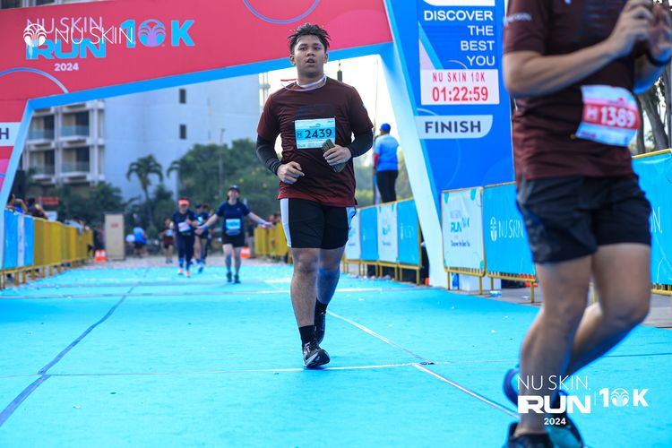 Race photo from Nu Skin Run 10K