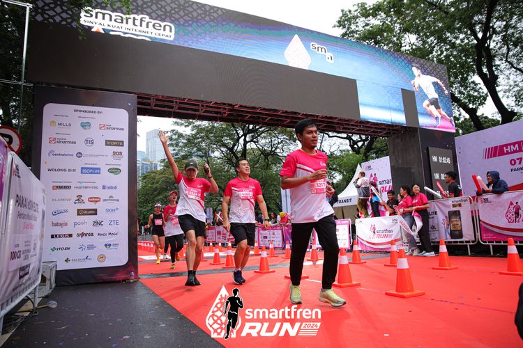 Race photo from Smartfren Run 2024