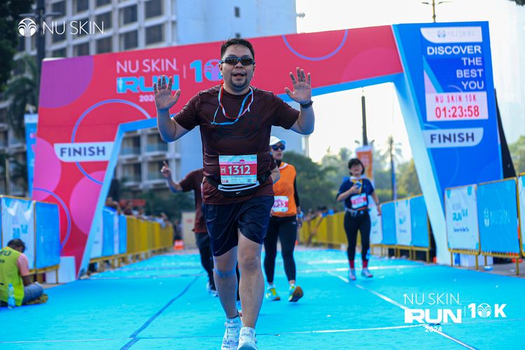 Race photo from Nu Skin Run 10K