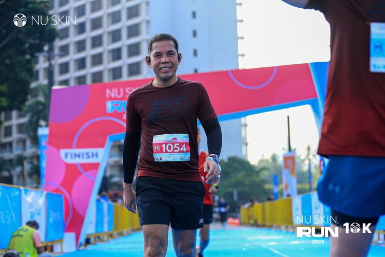 Race photo from Nu Skin Run 10K