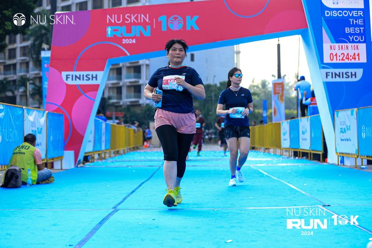 Race photo from Nu Skin Run 10K