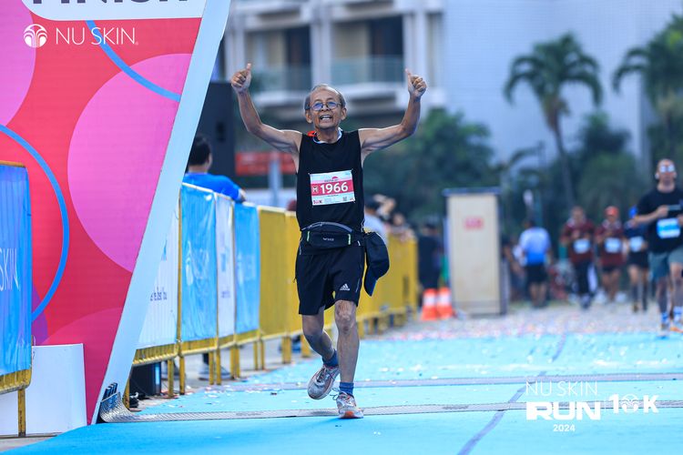 Race photo from Nu Skin Run 10K