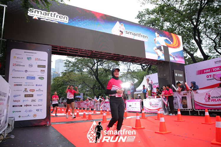 Race photo from Smartfren Run 2024
