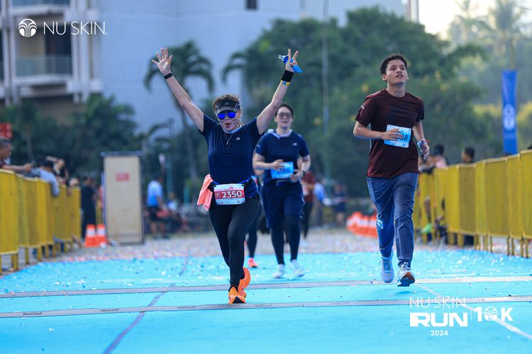 Race photo from Nu Skin Run 10K