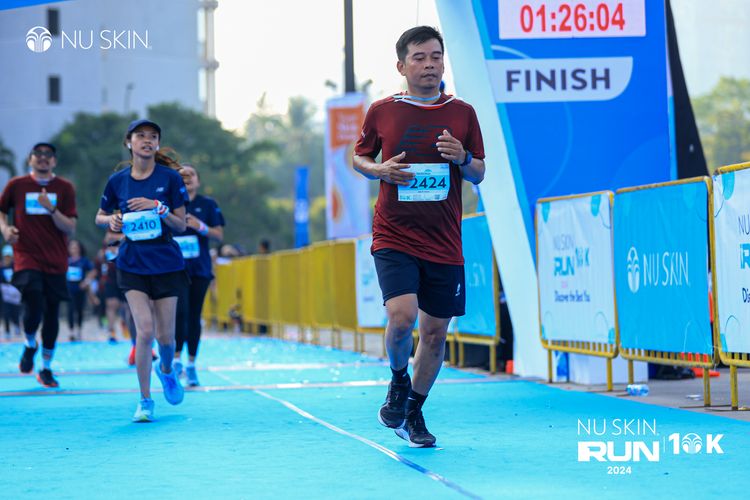 Race photo from Nu Skin Run 10K