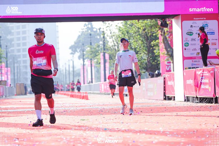 Race photo from Smartfren Run 2025 