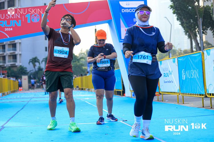 Race photo from Nu Skin Run 10K