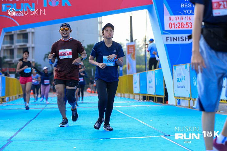 Race photo from Nu Skin Run 10K