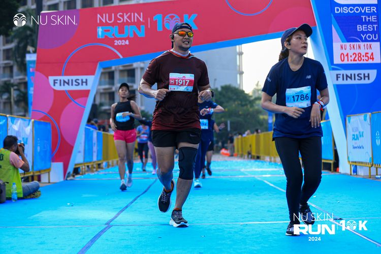 Race photo from Nu Skin Run 10K